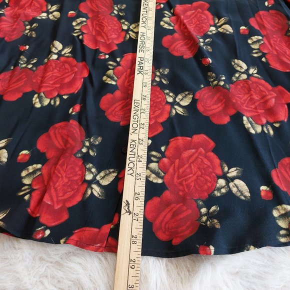 The Kooples Paris 100% Silk Women's Black and Red Rose Blouse Shirt Size 3 - Picture 5 of 9